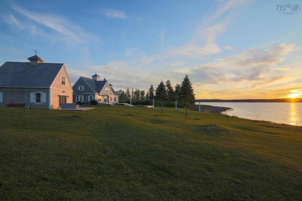 Sea Cliff Cottage Edwardsville エクステリア 写真