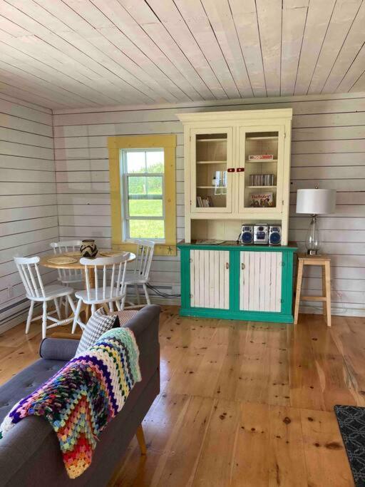 Sea Cliff Cottage Edwardsville エクステリア 写真